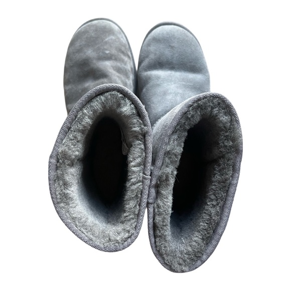 Classic short grey Ugg boot size 11 - Picture 4 of 7